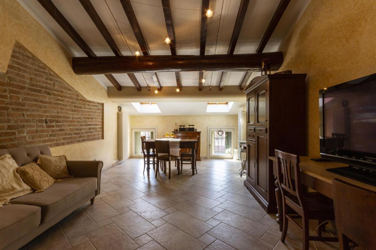 Grace Apartment - Smart Holiday Mantova Exterior photo